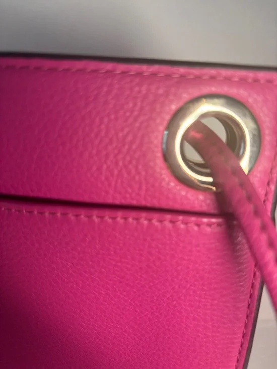 Vince Camuto Vibrant Pink Pebbled Leather Crossbody - Picture 11 of 12